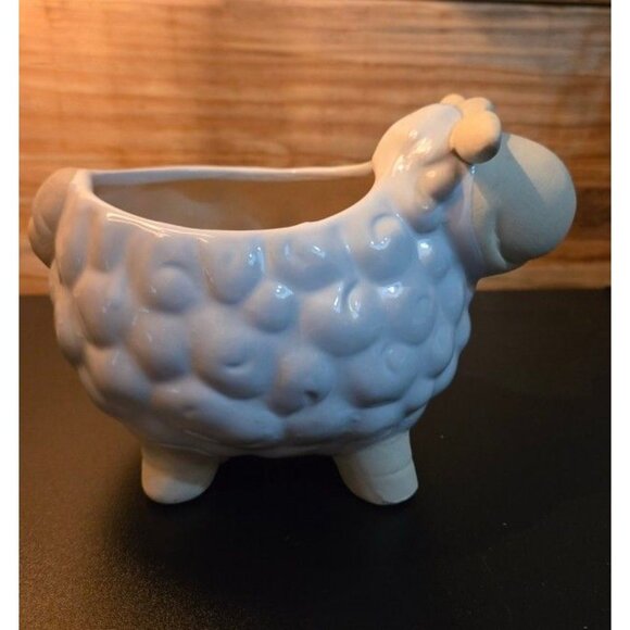 Pretty Sheep Planter - Picture 3 of 5